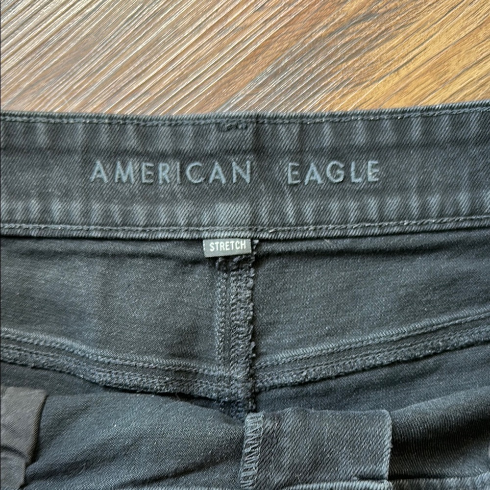 American Eagle Black Jean Distressed Women's Shorts - Picture 2 of 4